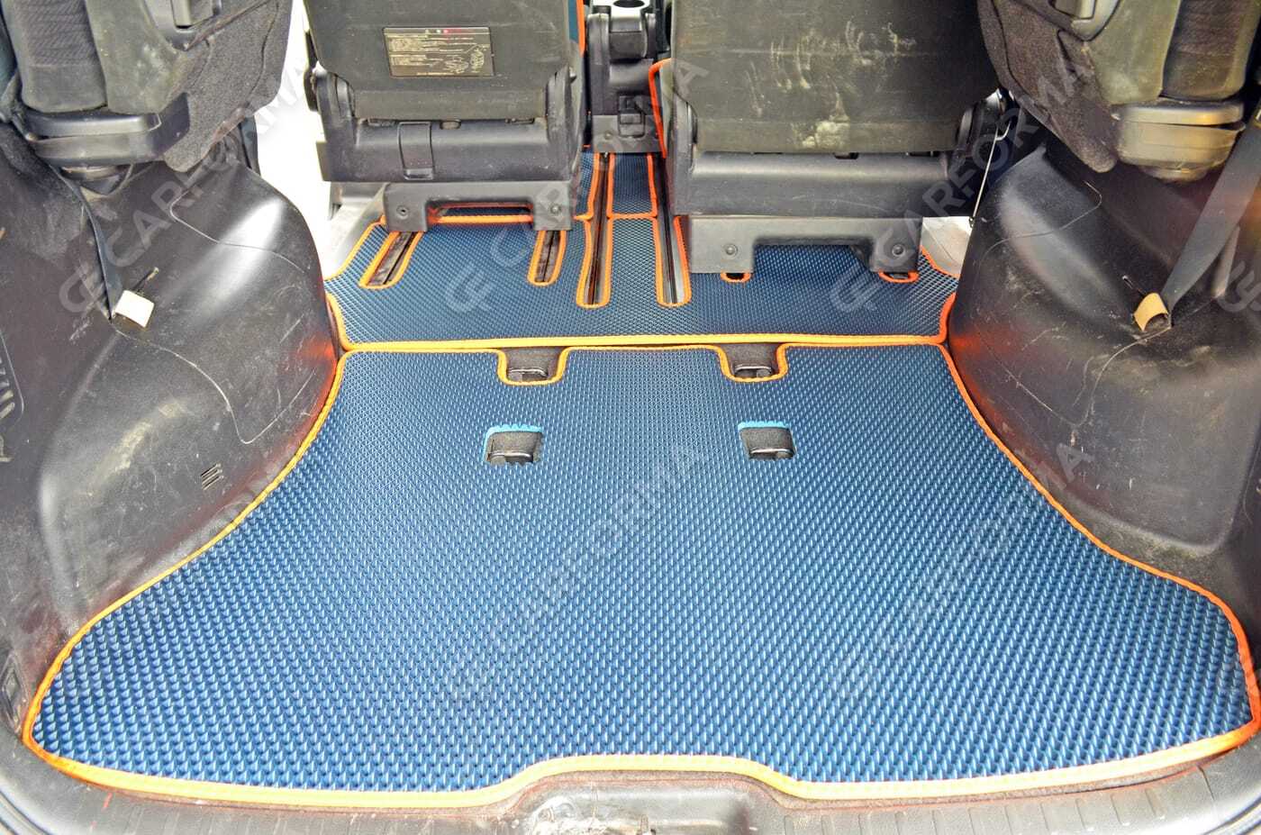 Ворсовые коврики на Nissan Serena (C25) 2005&nbsp;-&nbsp;2010 в Улан-Удэ