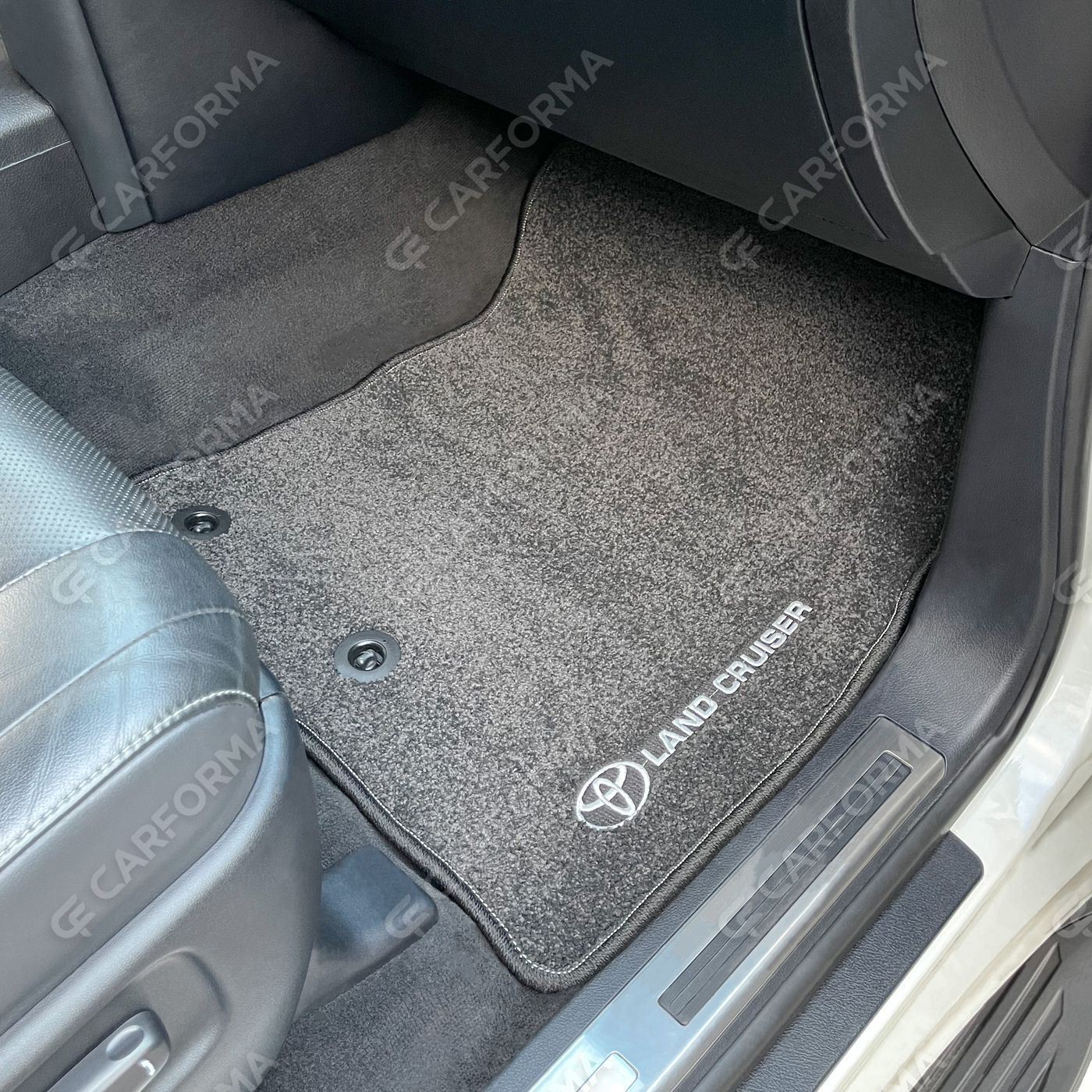 Ворсовые коврики на Toyota Land Cruiser 200 2007&nbsp;-&nbsp;2021 в Улан-Удэ