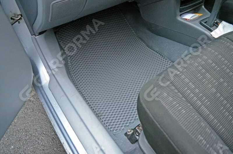 Коврики на Toyota Starlet (P90) 1995&nbsp;-&nbsp;1999 в Улан-Удэ