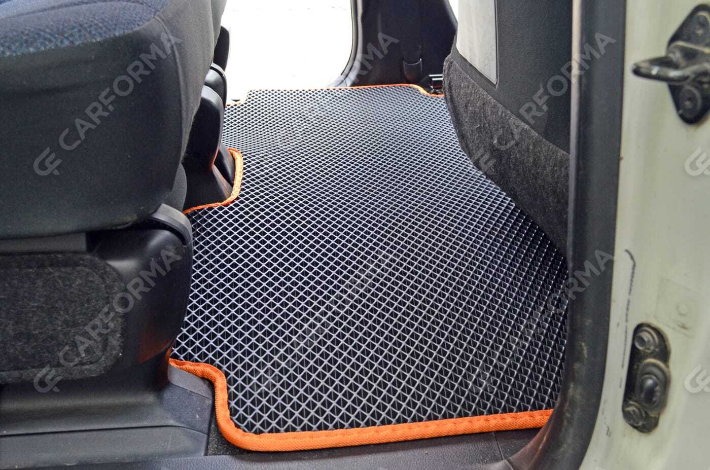 Коврики на Toyota Sienta II 2015&nbsp;-&nbsp;2022 в Улан-Удэ