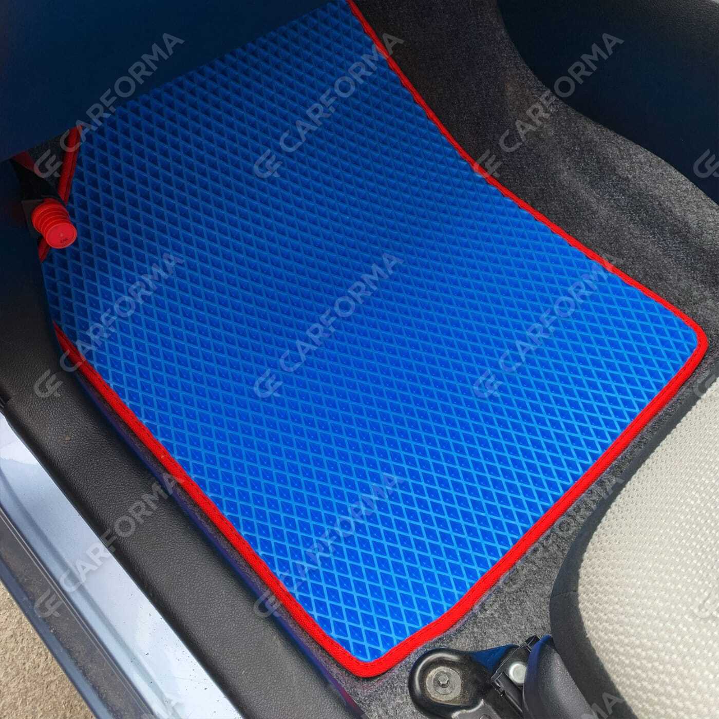 Ворсовые коврики на Toyota Vitz III 2010&nbsp;-&nbsp;2020 в Улан-Удэ