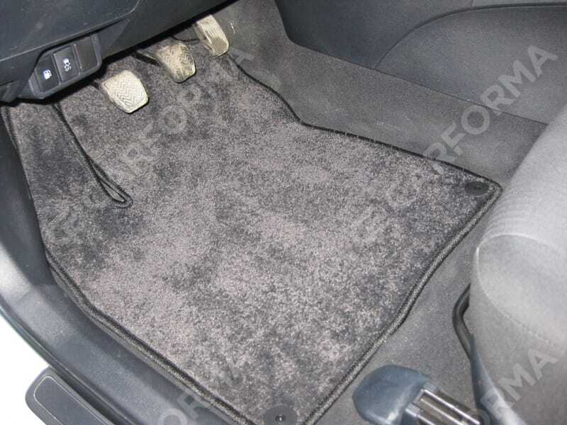 Ворсовые коврики на Toyota Avensis III 2009&nbsp;-&nbsp;2018 в Улан-Удэ