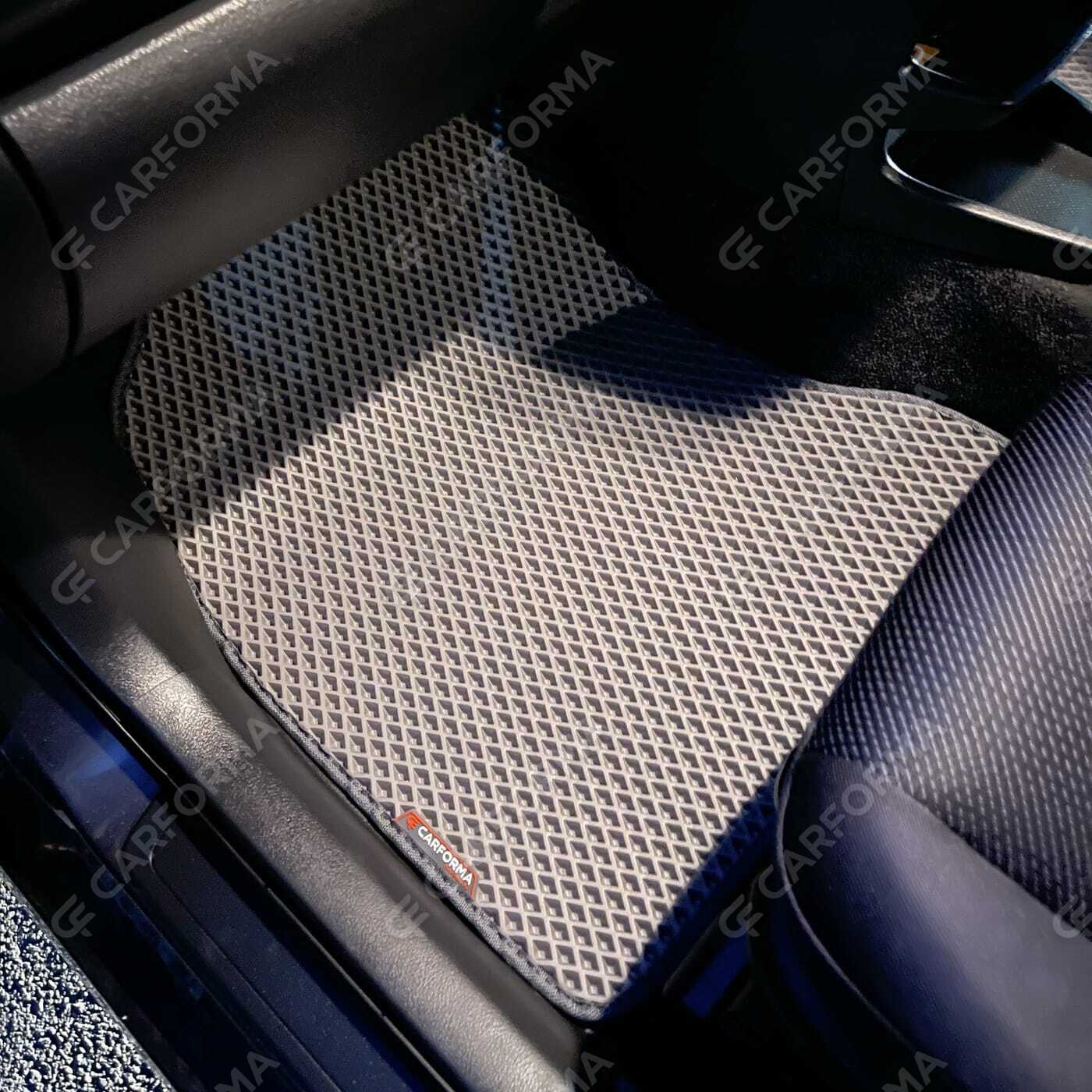 Коврики на Toyota Wish II 2009&nbsp;-&nbsp;2017 в Улан-Удэ