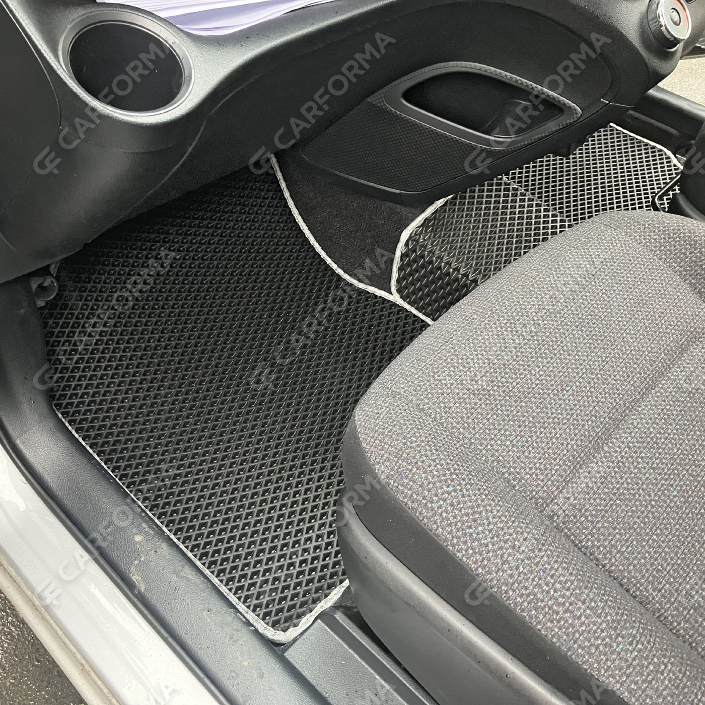 Коврики на Toyota Sienta II 2015&nbsp;-&nbsp;2022 в Улан-Удэ