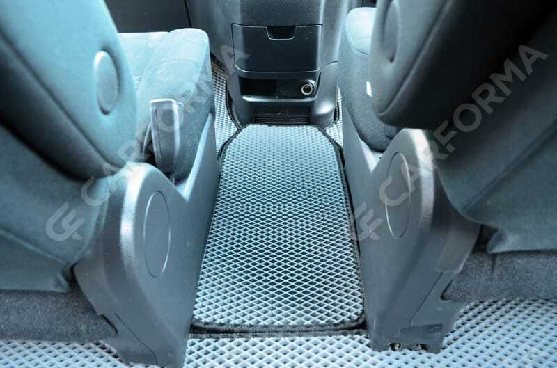 Коврики на Nissan Serena (C27) 2016&nbsp;-&nbsp;2022 в Улан-Удэ