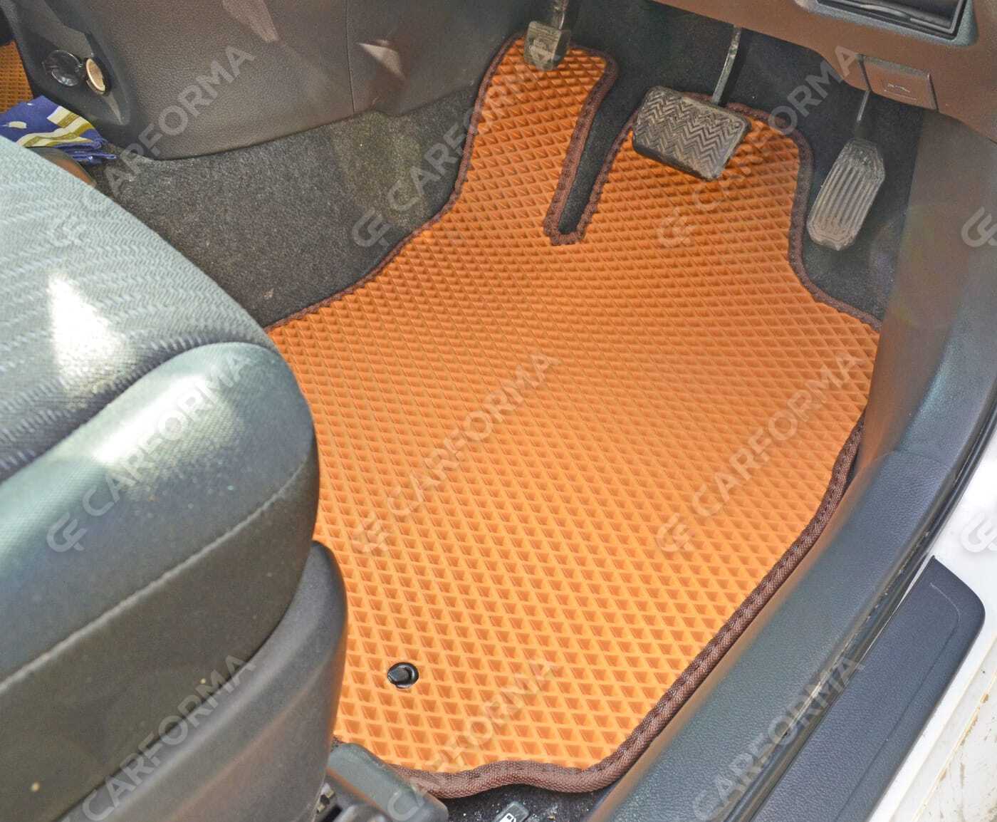 Коврики на Toyota Wish II 2009&nbsp;-&nbsp;2017 в Улан-Удэ