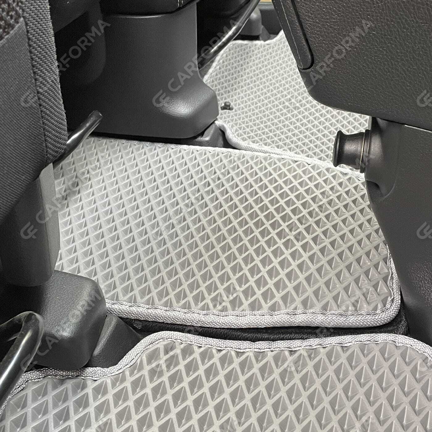 Коврики на Nissan Serena (C26) 2010&nbsp;-&nbsp;2016 в Улан-Удэ