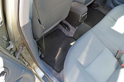 Ворсовые коврики на Nissan Almera II (N16) 2000 - 2006 в Улан-Удэ Ворсовые коврики на Nissan Almera II (N16) 2000 - 2006 в Улан-Удэ