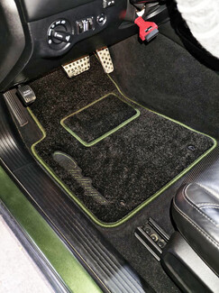 Коврики на Dodge Challenger III 2008 - 2023 в Улан-Удэ Коврики на Dodge Challenger III 2008 - 2023 в Улан-Удэ