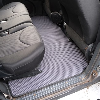 Коврики на Lada (ВАЗ) 2120 Надежда 1998 - 2006 в Улан-Удэ Коврики на Lada (ВАЗ) 2120 Надежда 1998 - 2006 в Улан-Удэ