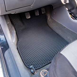 Коврики на Hyundai Accent 1999 - 2012 в Улан-Удэ Коврики на Hyundai Accent 1999 - 2012 в Улан-Удэ