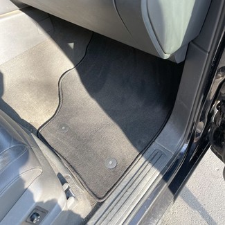 Ворсовые коврики на Volkswagen Touareg I 2002 - 2010 в Улан-Удэ Ворсовые коврики на Volkswagen Touareg I 2002 - 2010 в Улан-Удэ