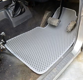 Ворсовые коврики на Toyota Land Cruiser 70 2006 - 2026 в Улан-Удэ Ворсовые коврики на Toyota Land Cruiser 70 2006 - 2026 в Улан-Удэ