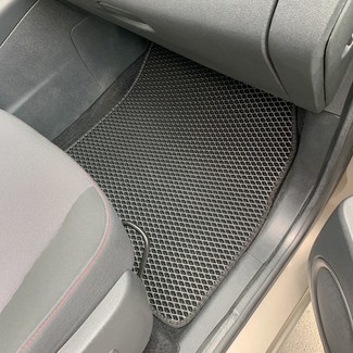 Коврики на Renault Scenic III 2009 - 2016 в Улан-Удэ Коврики на Renault Scenic III 2009 - 2016 в Улан-Удэ