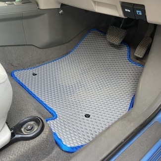 Ворсовые коврики на Nissan Leaf (ZE0) 2009&nbsp;-&nbsp;2012 в Улан-Удэ