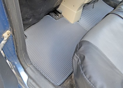 EVA коврики на Toyota Yaris II 2005 - 2011 в Улан-Удэ EVA коврики на Toyota Yaris II 2005 - 2011 в Улан-Удэ