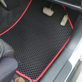 Ворсовые коврики на Toyota Ist I 2002 - 2007 в Улан-Удэ Ворсовые коврики на Toyota Ist I 2002 - 2007 в Улан-Удэ