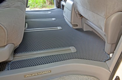 Ворсовые коврики на Toyota Alphard (H10) 2002&nbsp;-&nbsp;2008 в Улан-Удэ