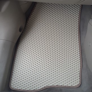 Коврики на Mazda Demio II (DY) 2002 - 2007 в Улан-Удэ Коврики на Mazda Demio II (DY) 2002 - 2007 в Улан-Удэ