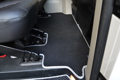 EVA коврики на Volkswagen Caravelle (T6.1) 2019&nbsp;-&nbsp;2024 в Улан-Удэ