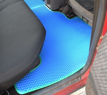 Ворсовые коврики на Toyota Hilux Surf II 1989 - 1995 в Улан-Удэ Ворсовые коврики на Toyota Hilux Surf II 1989 - 1995 в Улан-Удэ