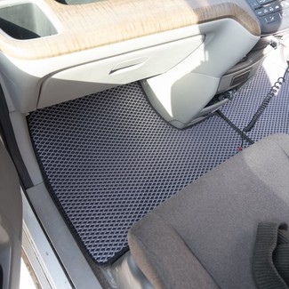 Ворсовые коврики на Honda StepWGN V 2015&nbsp;-&nbsp;2022 в Улан-Удэ