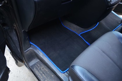 Ворсовые коврики на Nissan Elgrand (E51) 2002&nbsp;-&nbsp;2010 в Улан-Удэ
