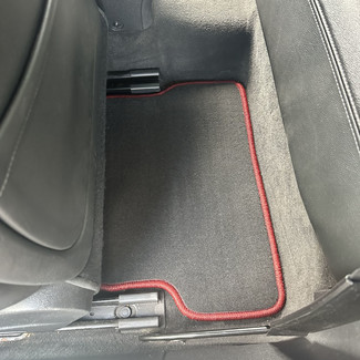 Коврики на Renault Laguna III 2007 - 2015 в Улан-Удэ Коврики на Renault Laguna III 2007 - 2015 в Улан-Удэ