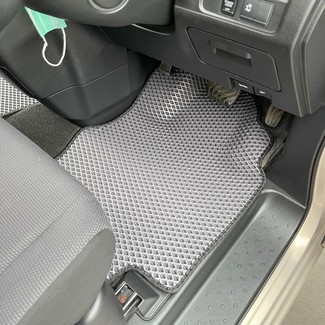 Коврики на Nissan Serena (C26) 2010&nbsp;-&nbsp;2016 в Улан-Удэ