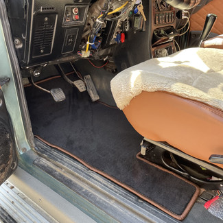 Коврики на Hyundai Galloper I 1991 - 1997 в Улан-Удэ Коврики на Hyundai Galloper I 1991 - 1997 в Улан-Удэ