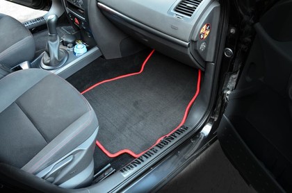 Коврики на Renault Megane II 2002 - 2008 в Улан-Удэ Коврики на Renault Megane II 2002 - 2008 в Улан-Удэ