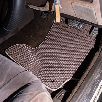 Коврики на Toyota Cresta (X70) 1984 - 1988 в Улан-Удэ Коврики на Toyota Cresta (X70) 1984 - 1988 в Улан-Удэ