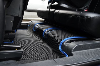 Ворсовые коврики на Toyota Isis 2004&nbsp;-&nbsp;2017 в Улан-Удэ