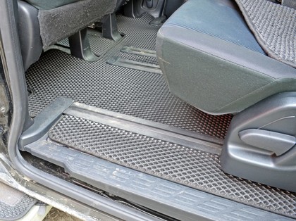 Ворсовые коврики на Toyota Voxy (R80) 2014&nbsp;-&nbsp;2021 в Улан-Удэ
