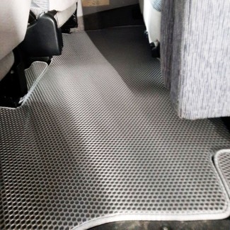 Ворсовые коврики на Mitsubishi Delica 4 1994 - 2007 в Улан-Удэ Ворсовые коврики на Mitsubishi Delica 4 1994 - 2007 в Улан-Удэ