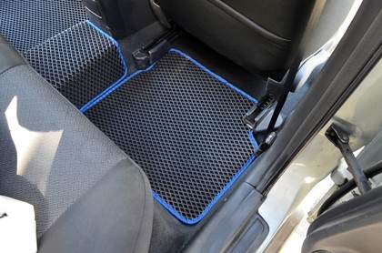 Ворсовые коврики на Toyota Avensis II 2002&nbsp;-&nbsp;2008 в Улан-Удэ