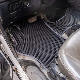 Коврики на Hyundai H1 I 1996&nbsp;-&nbsp;2007 в Улан-Удэ