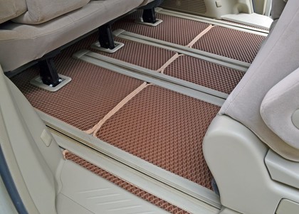 Ворсовые коврики на Toyota Estima III 2006&nbsp;-&nbsp;2019 в Улан-Удэ