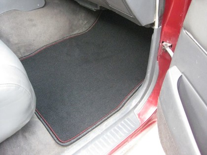 Ворсовые коврики на Toyota Land Cruiser 80 1990 - 1997 в Улан-Удэ Ворсовые коврики на Toyota Land Cruiser 80 1990 - 1997 в Улан-Удэ