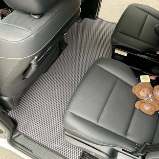 Ворсовые коврики на Toyota Voxy (R80) 2014&nbsp;-&nbsp;2021 в Улан-Удэ