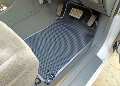 Коврики на Toyota Corona Premio (T21) 1996 - 2001 в Улан-Удэ Коврики на Toyota Corona Premio (T21) 1996 - 2001 в Улан-Удэ