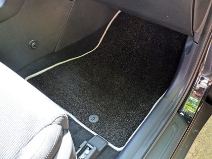 Ворсовые коврики на KIA Sportage IV 2016 - 2022 в Улан-Удэ Ворсовые коврики на KIA Sportage IV 2016 - 2022 в Улан-Удэ