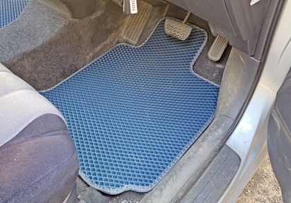 Коврики на Toyota Wish I 2003&nbsp;-&nbsp;2009 в Улан-Удэ