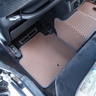 Коврики на Toyota Crown (S180) 2003&nbsp;-&nbsp;2008 в Улан-Удэ