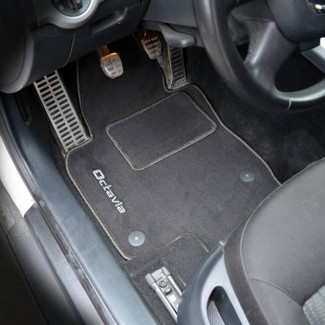 Ворсовые коврики на Skoda Octavia A5 и FL 2004 - 2013 в Улан-Удэ Ворсовые коврики на Skoda Octavia A5 и FL 2004 - 2013 в Улан-Удэ