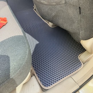 Ворсовые коврики на KIA Carens II 2006&nbsp;-&nbsp;2012 в Улан-Удэ