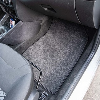 Коврики на Lada (ВАЗ) XRAY 2015 - 2022 в Улан-Удэ Коврики на Lada (ВАЗ) XRAY 2015 - 2022 в Улан-Удэ