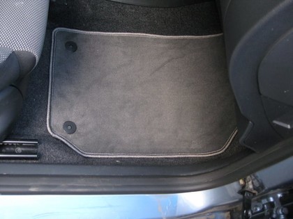 Ворсовые коврики на Skoda Fabia II 2007 - 2015 в Улан-Удэ Ворсовые коврики на Skoda Fabia II 2007 - 2015 в Улан-Удэ