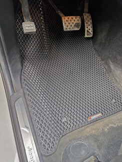 Ворсовые коврики на Jeep Grand Cherokee (WK2) 2010 - 2022 в Улан-Удэ Ворсовые коврики на Jeep Grand Cherokee (WK2) 2010 - 2022 в Улан-Удэ