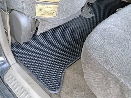 Коврики на Mitsubishi Chariot Grandis 1997 - 2003 в Улан-Удэ Коврики на Mitsubishi Chariot Grandis 1997 - 2003 в Улан-Удэ